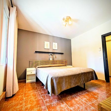 Hostal Jentoft Севілья Екстер'єр фото