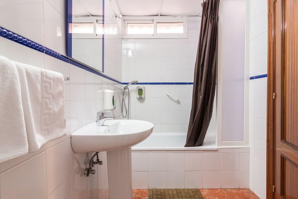 Hostal Jentoft Севілья Екстер'єр фото