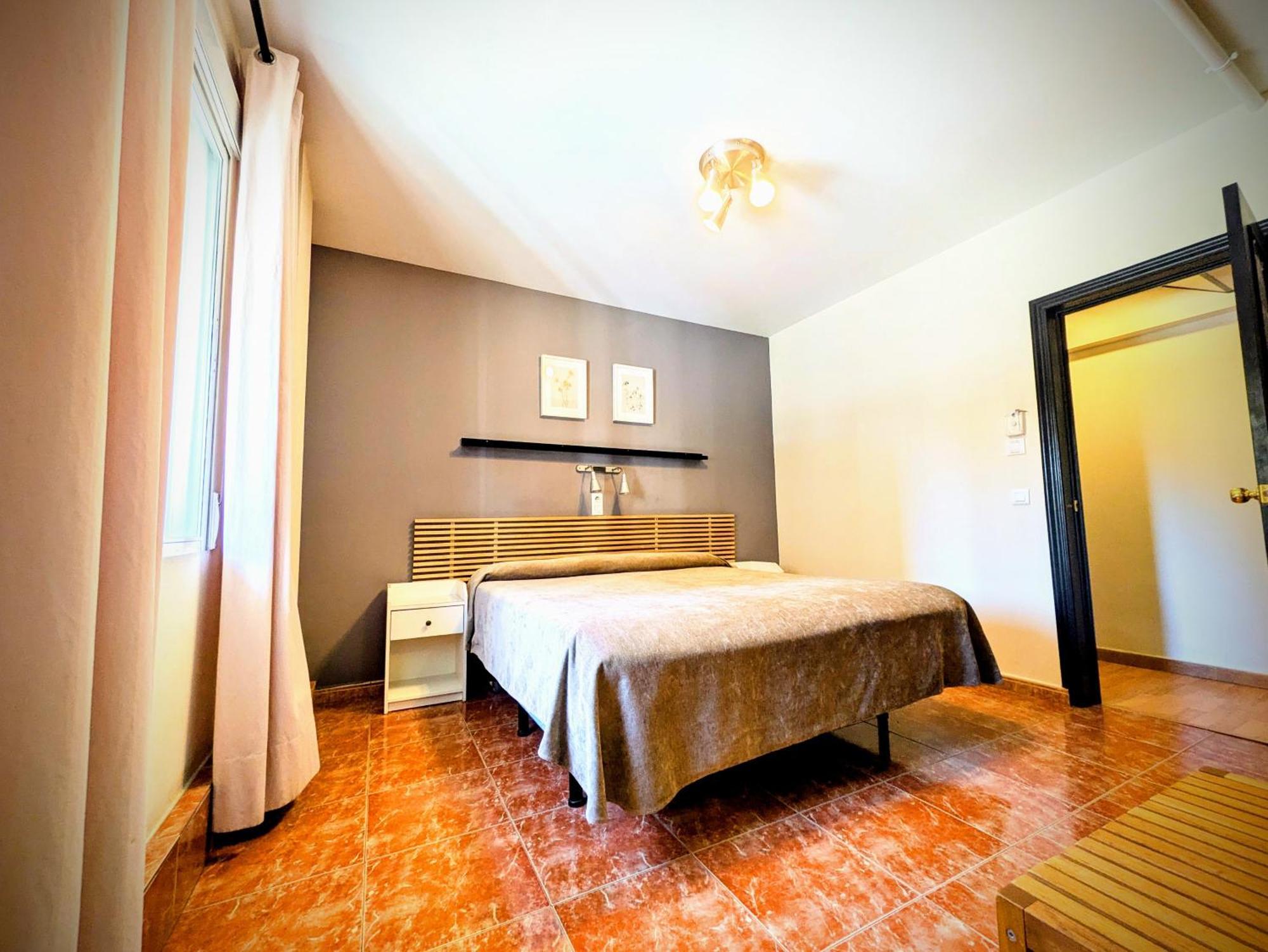 Hostal Jentoft Севілья Екстер'єр фото
