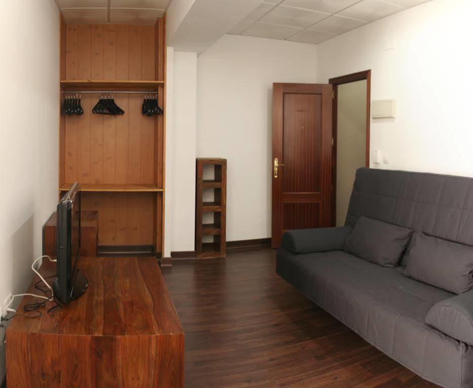 Hostal Jentoft Севілья Екстер'єр фото